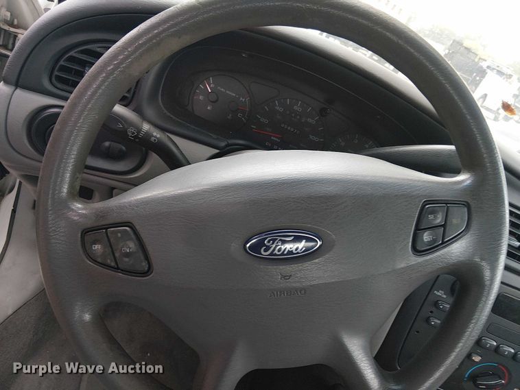image for item EG8786 2001 Ford Taurus 