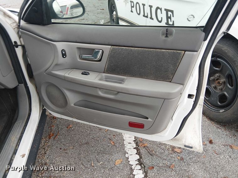 image for item EG8786 2001 Ford Taurus 