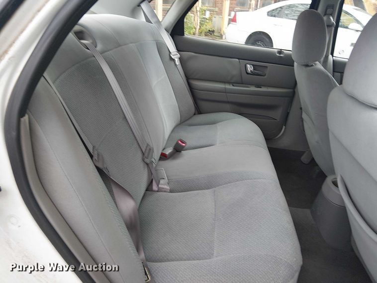 image for item EG8786 2001 Ford Taurus 