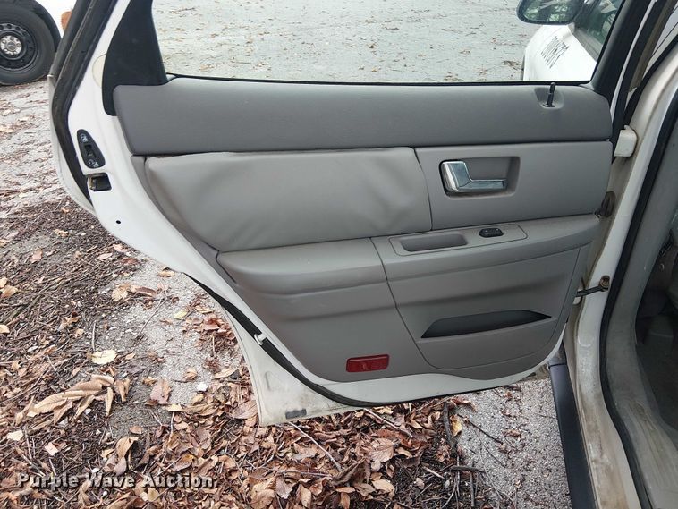 image for item EG8786 2001 Ford Taurus 