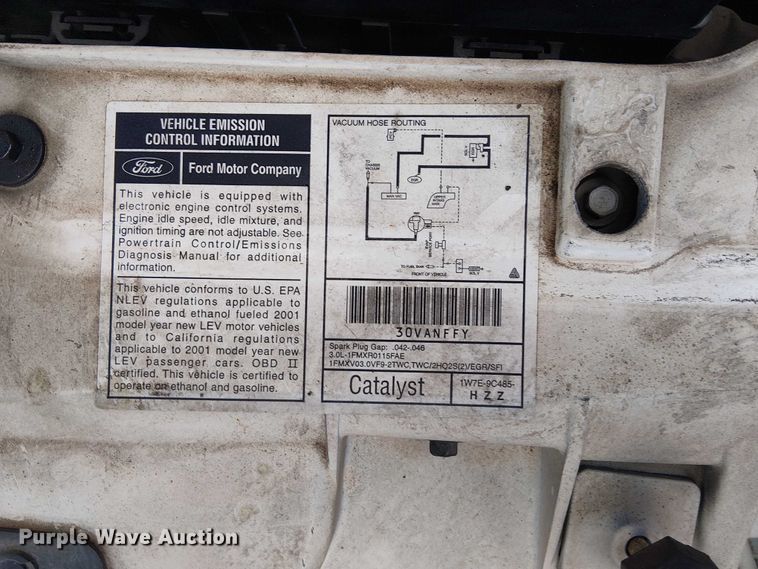 image for item EG8786 2001 Ford Taurus 