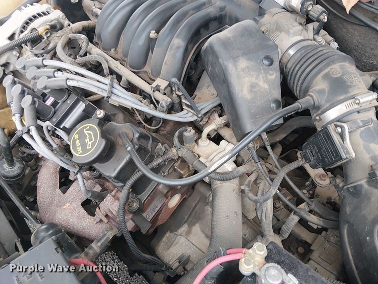 image for item EG8786 2001 Ford Taurus 