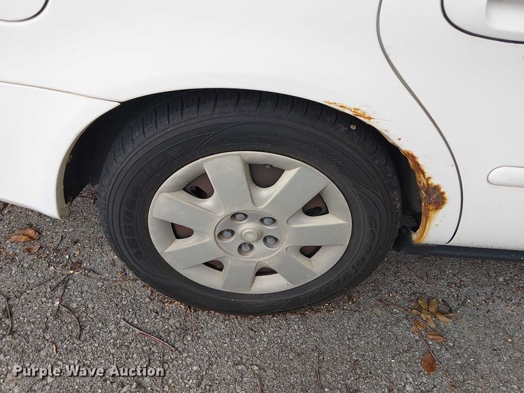 image for item EG8786 2001 Ford Taurus 