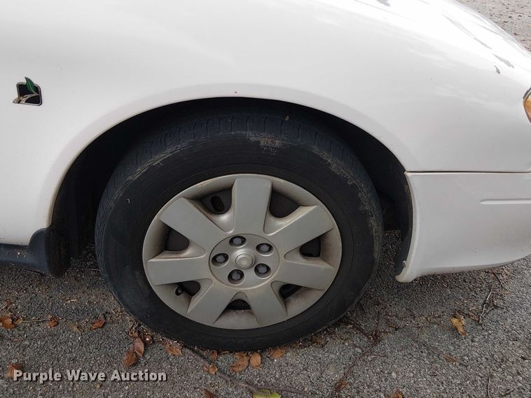 image for item EG8786 2001 Ford Taurus 
