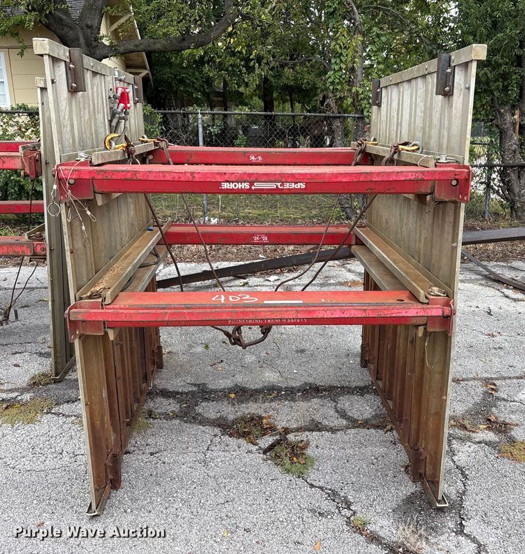 image for item EG8796 (2) Speed Shore trench boxes