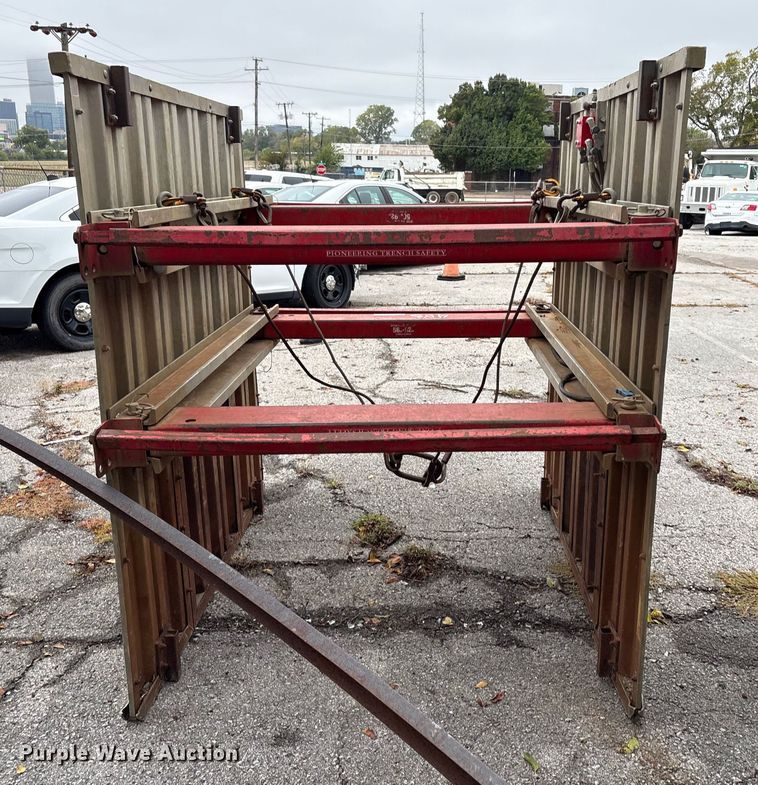 image for item EG8796 (2) Speed Shore trench boxes