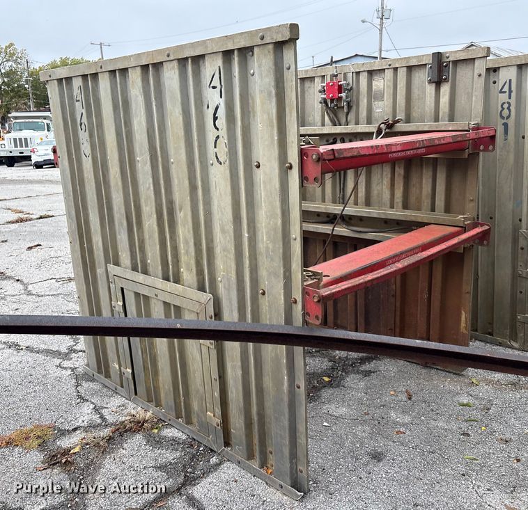 image for item EG8796 (2) Speed Shore trench boxes