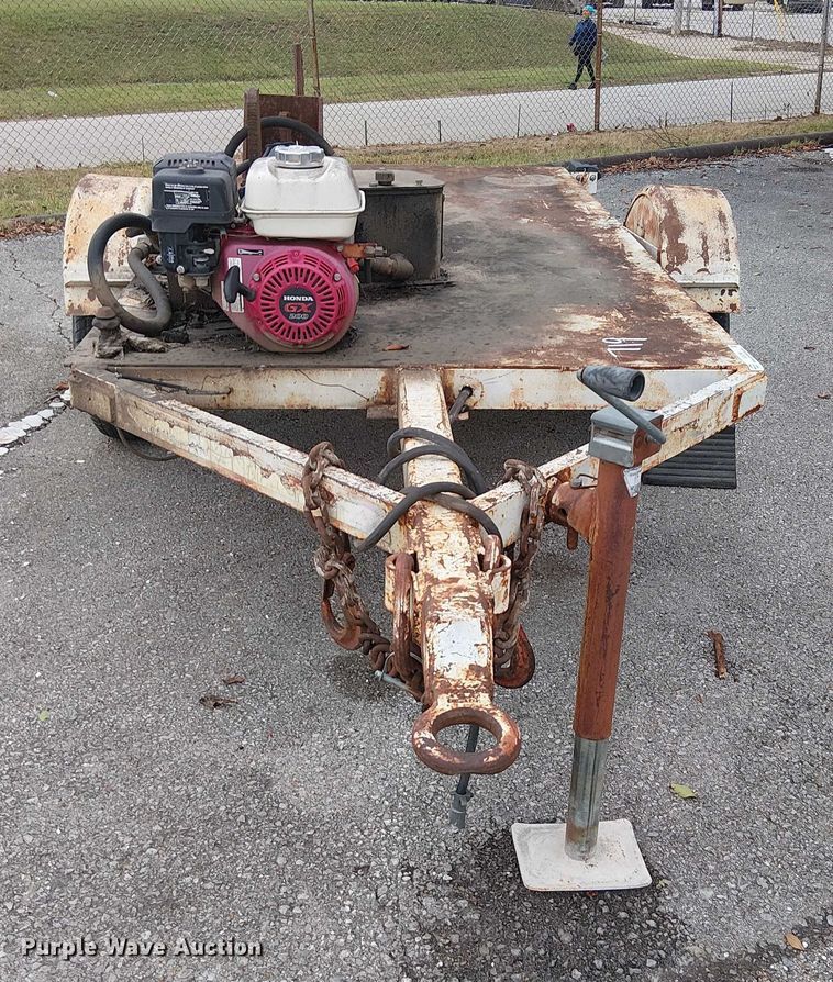 image for item EG8798 Shop Built log splitter