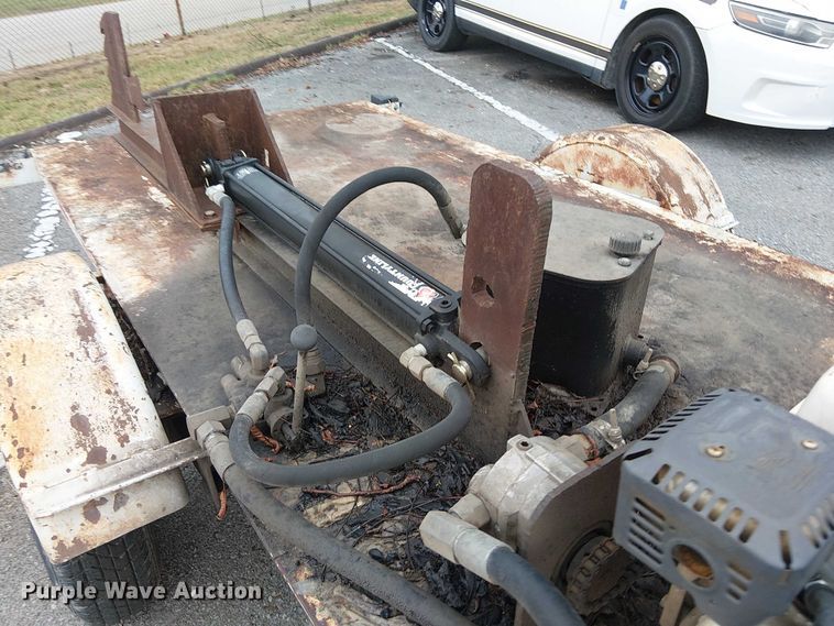 image for item EG8798 Shop Built log splitter