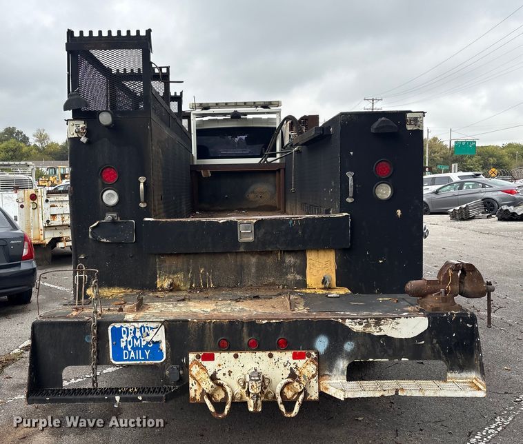 image for item EG8799 2009 International 4400 utility / service truck