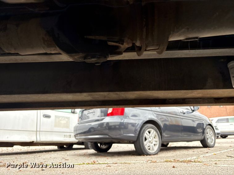 image for item EG8799 2009 International 4400 utility / service truck