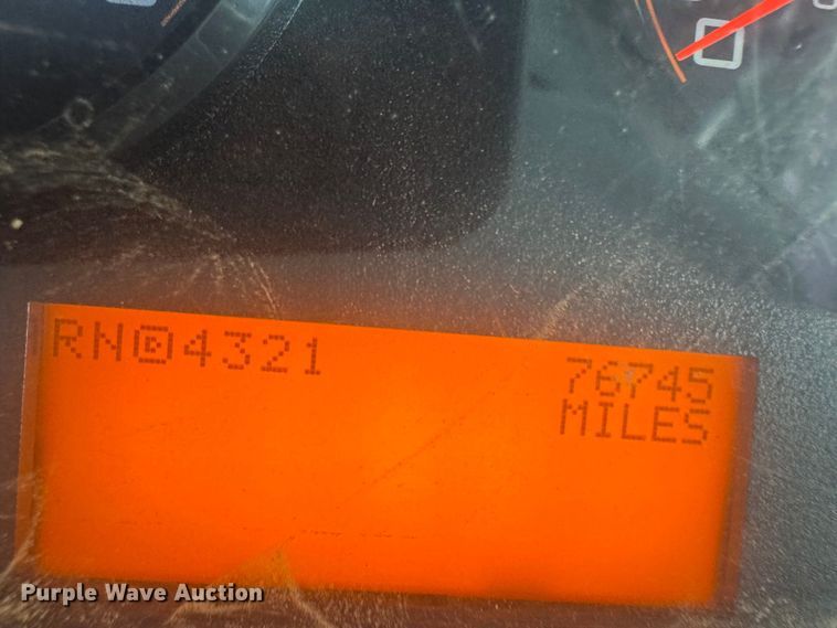 image for item EG8799 2009 International 4400 utility / service truck