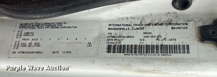image for item EG8799 2009 International 4400 utility / service truck
