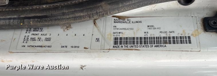 image for item EG8800 2011 International 7400 utility / service truck