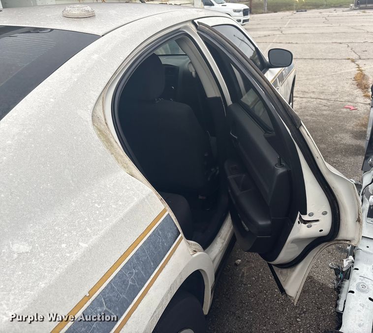 image for item EG8807 2009 Dodge Charger Police 