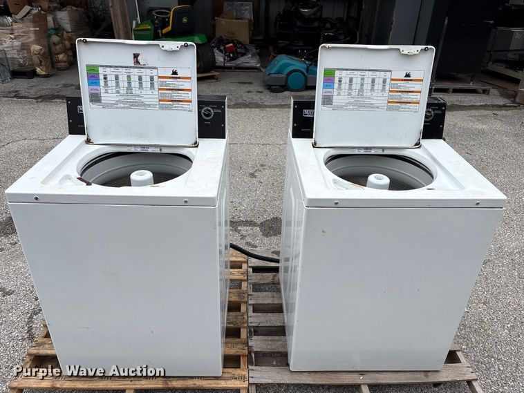 image for item EG8811 (2) Maytag Commercial MVWP575GW0 washers