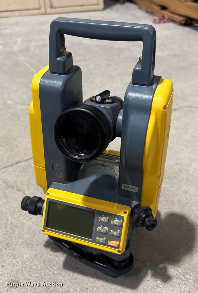 image for item EG8815 Spectra Precision DET-2 digital transit laser