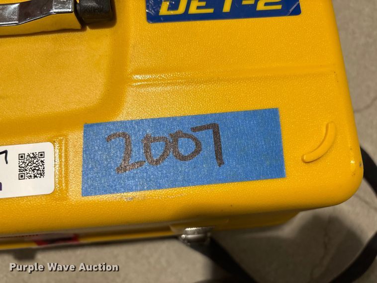 image for item EG8815 Spectra Precision DET-2 digital transit laser