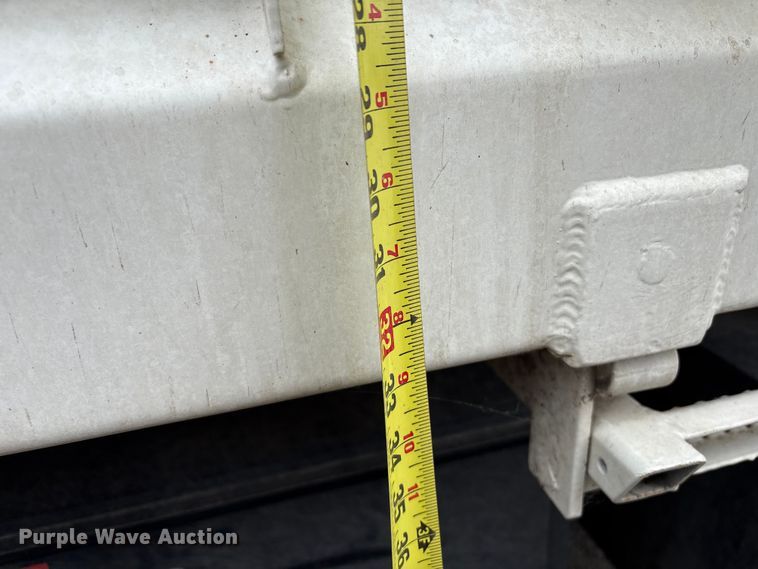 image for item EG8817 2001 International F-2554 dump truck