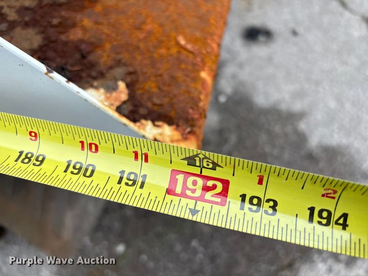 image for item EG8817 2001 International F-2554 dump truck