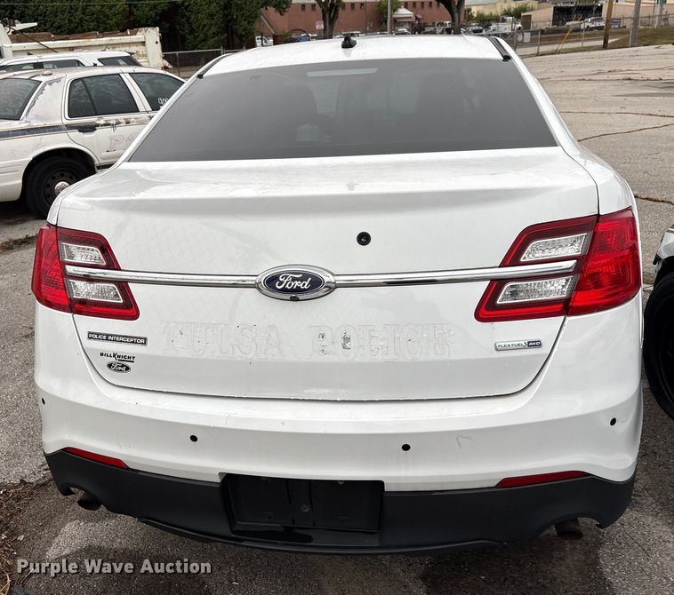 image for item EG8819 2016 Ford Taurus Police Interceptor 