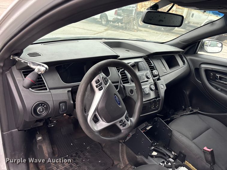 image for item EG8819 2016 Ford Taurus Police Interceptor 