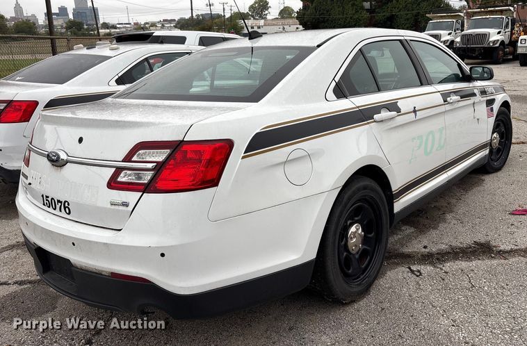 image for item EG8820 2015 Ford Taurus Police Interceptor 