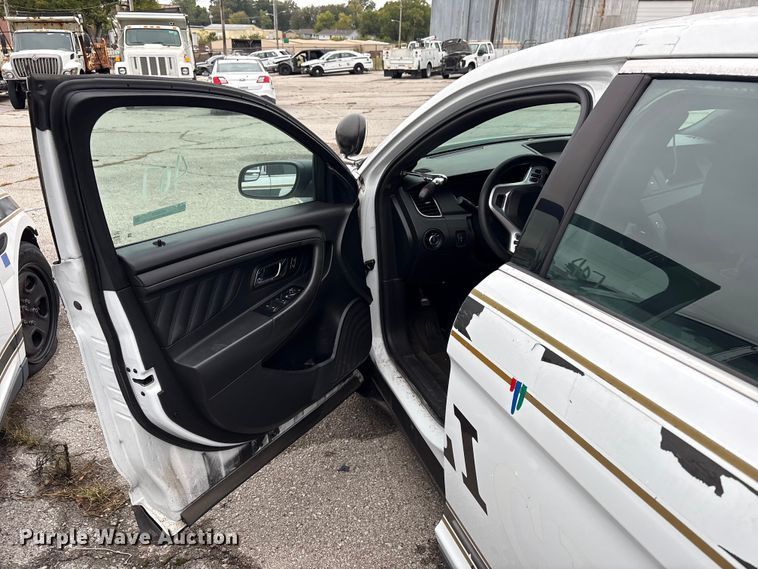 image for item EG8820 2015 Ford Taurus Police Interceptor 