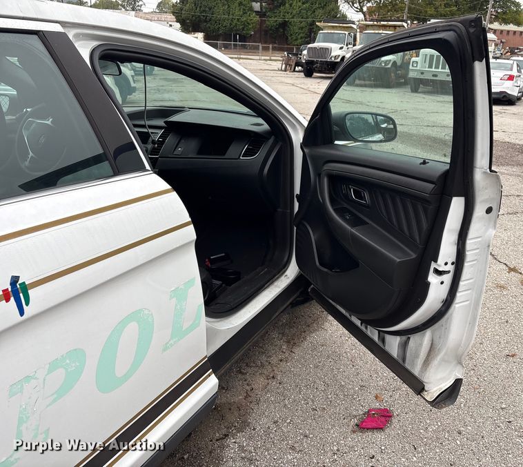 image for item EG8820 2015 Ford Taurus Police Interceptor 