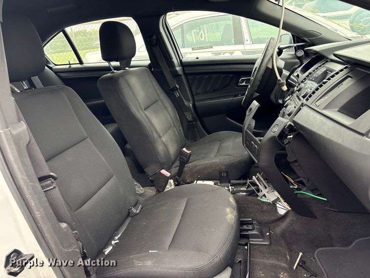 image for item EG8820 2015 Ford Taurus Police Interceptor 