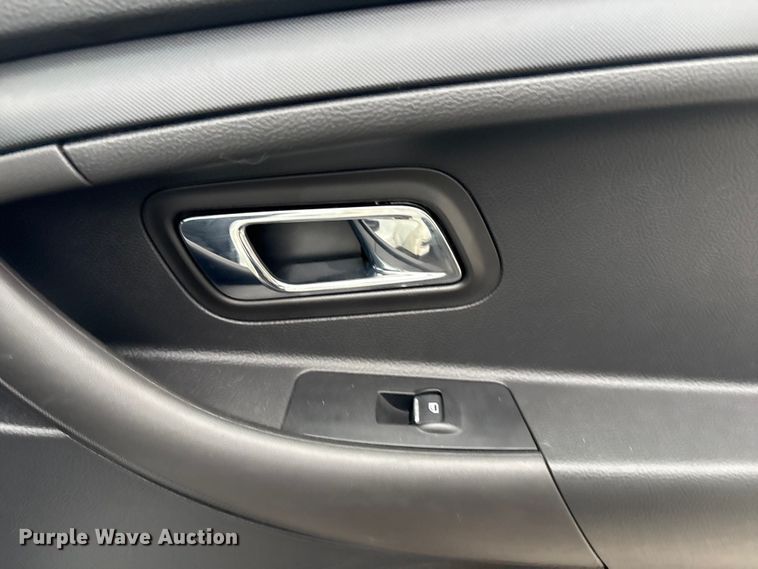 image for item EG8820 2015 Ford Taurus Police Interceptor 