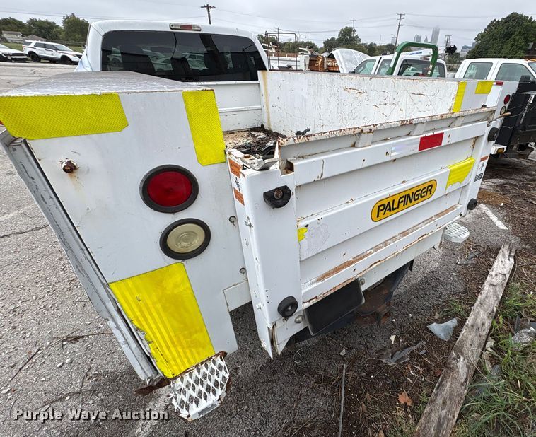 image for item EG8821 2012 Ford F250 SuperCab utility bed pickup truck
