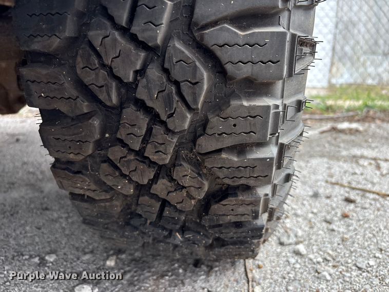 image for item EG8821 2012 Ford F250 SuperCab utility bed pickup truck