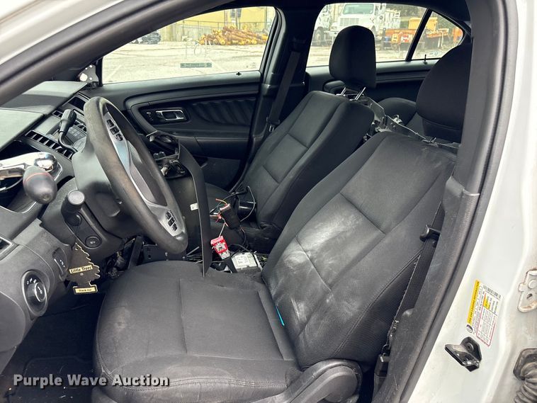 image for item EG8822 2015 Ford Taurus Police Interceptor 