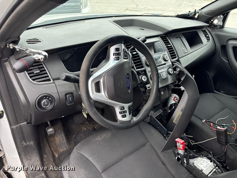 image for item EG8822 2015 Ford Taurus Police Interceptor 
