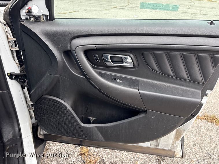 image for item EG8822 2015 Ford Taurus Police Interceptor 