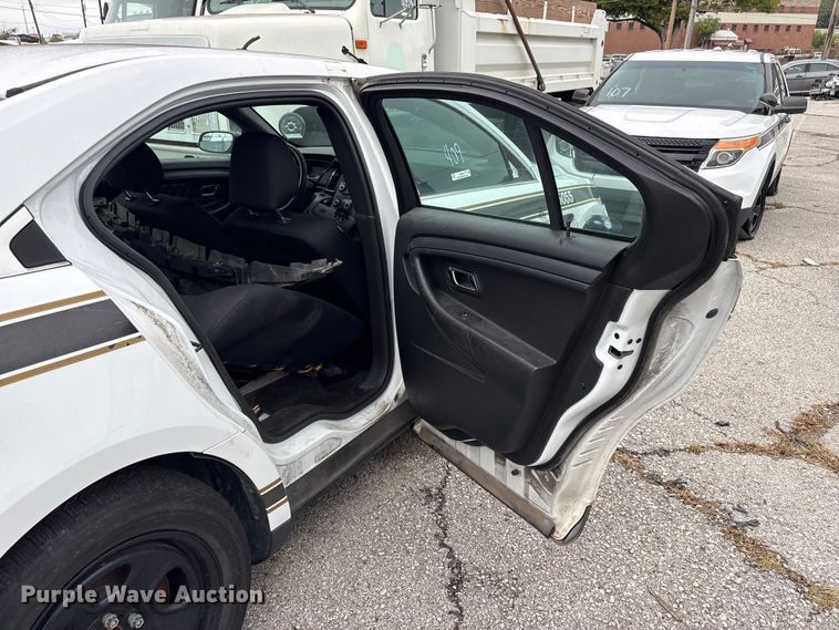 image for item EG8822 2015 Ford Taurus Police Interceptor 