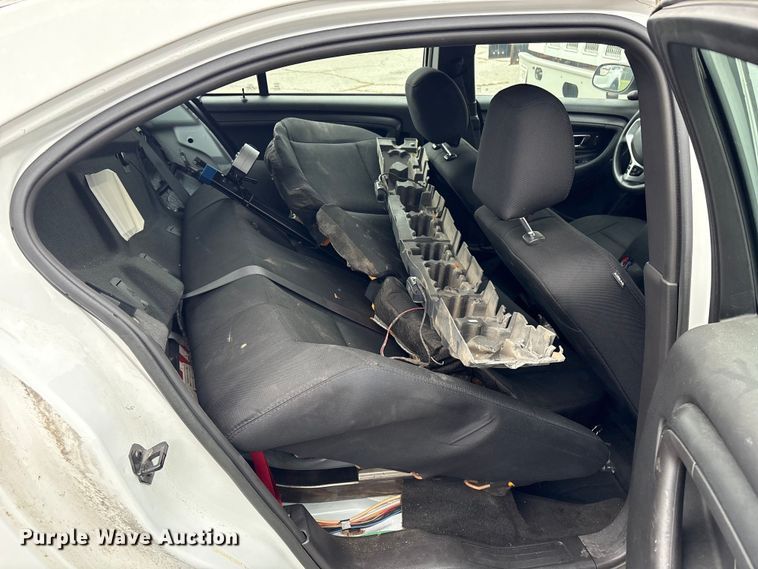 image for item EG8822 2015 Ford Taurus Police Interceptor 