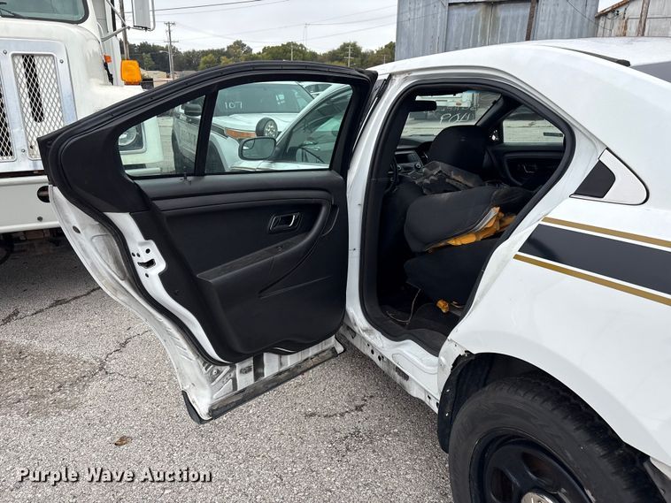 image for item EG8822 2015 Ford Taurus Police Interceptor 