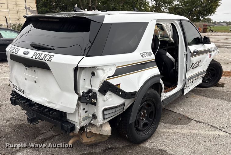 image for item EG8823 2020 Ford Explorer Police Interceptor SUV