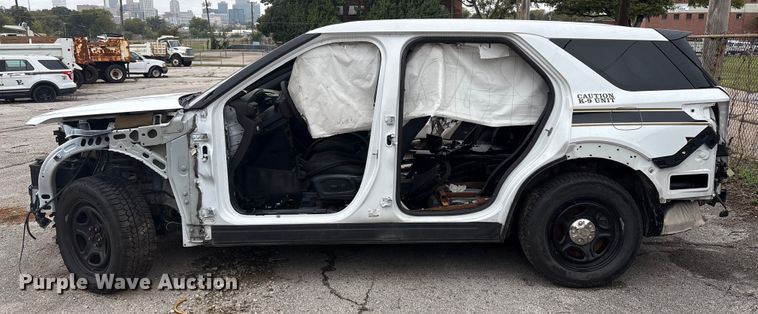 image for item EG8823 2020 Ford Explorer Police Interceptor SUV
