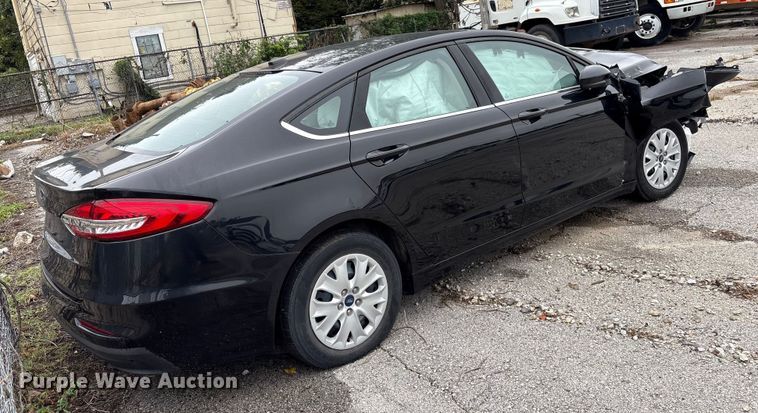 image for item EG8824 2019 Ford Fusion 