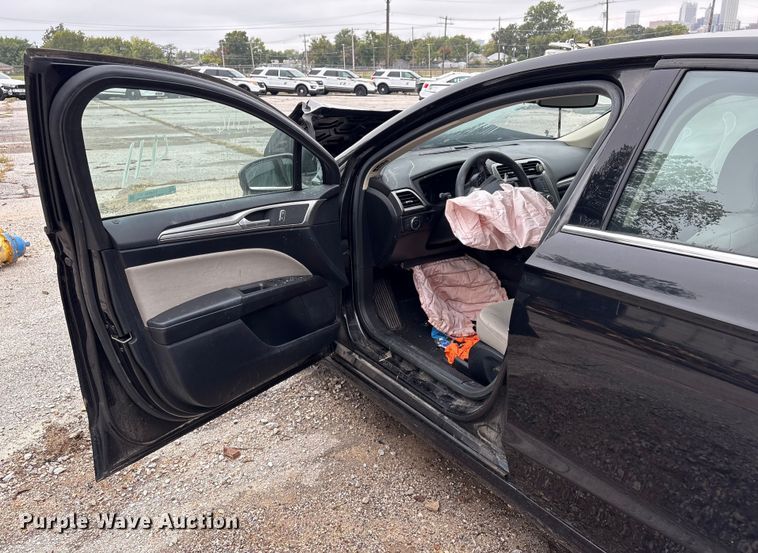 image for item EG8824 2019 Ford Fusion 