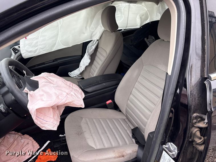 image for item EG8824 2019 Ford Fusion 