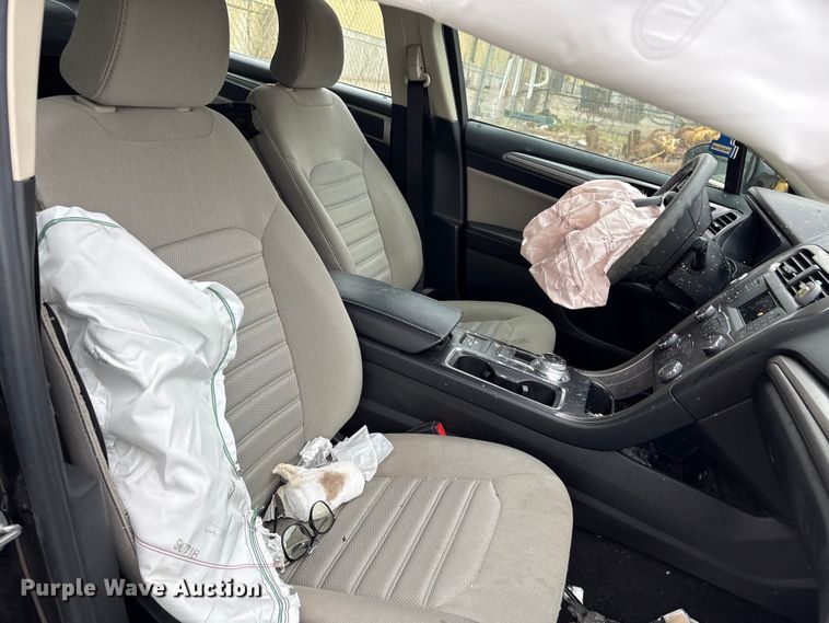 image for item EG8824 2019 Ford Fusion 