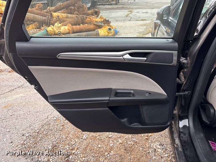 image for item EG8824 2019 Ford Fusion 