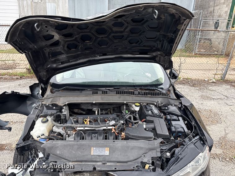 image for item EG8824 2019 Ford Fusion 