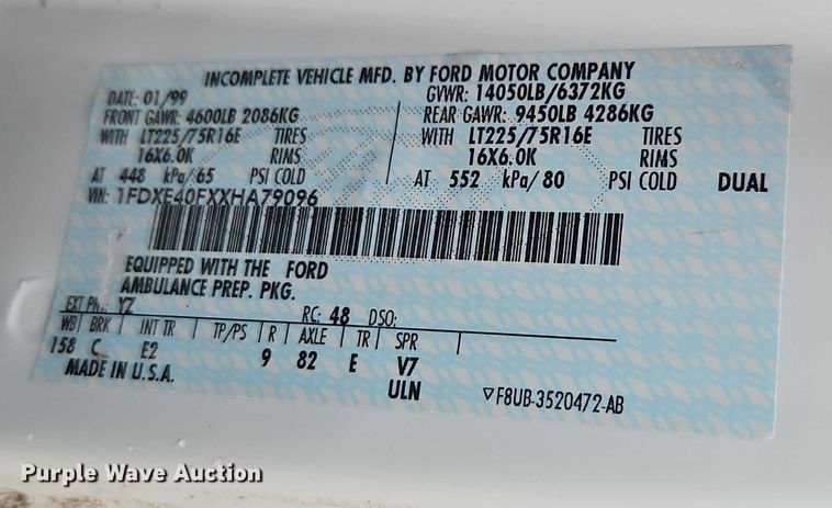 image for item EJ0071 1999 Ford E450 ambulance