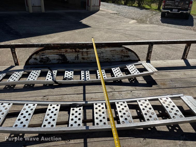 image for item EJ7707 1996 J-J-N Enterprises utility trailer