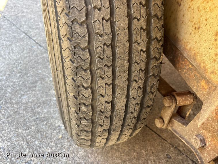 image for item EJ7707 1996 J-J-N Enterprises utility trailer